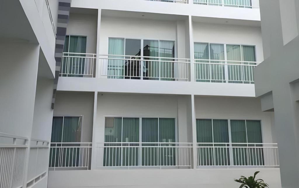The Grace Residence Сурин Екстериор снимка
